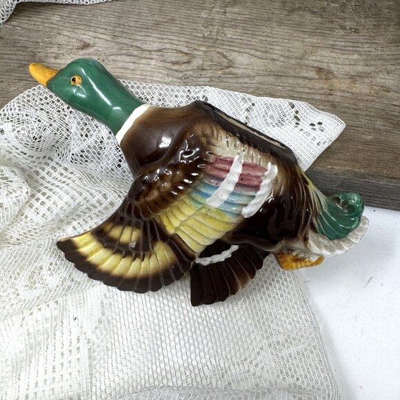 Vintage Japan Ceramic Flying Mallard Duck Wall Pocket Planter - Picture 1 of 7